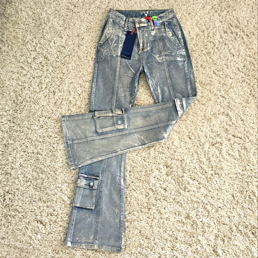 Metallic (silver) cargo jeans